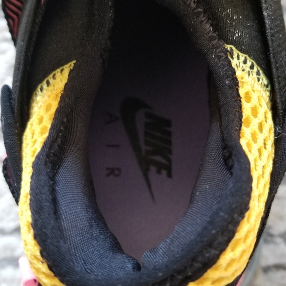 NIKE Air Max 270 Bowfin Size 8 - Picture 8 of 12